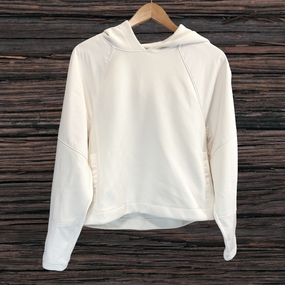 Athleta Tops - Athleta Cream Boxy Hoodie with Long Sleeves